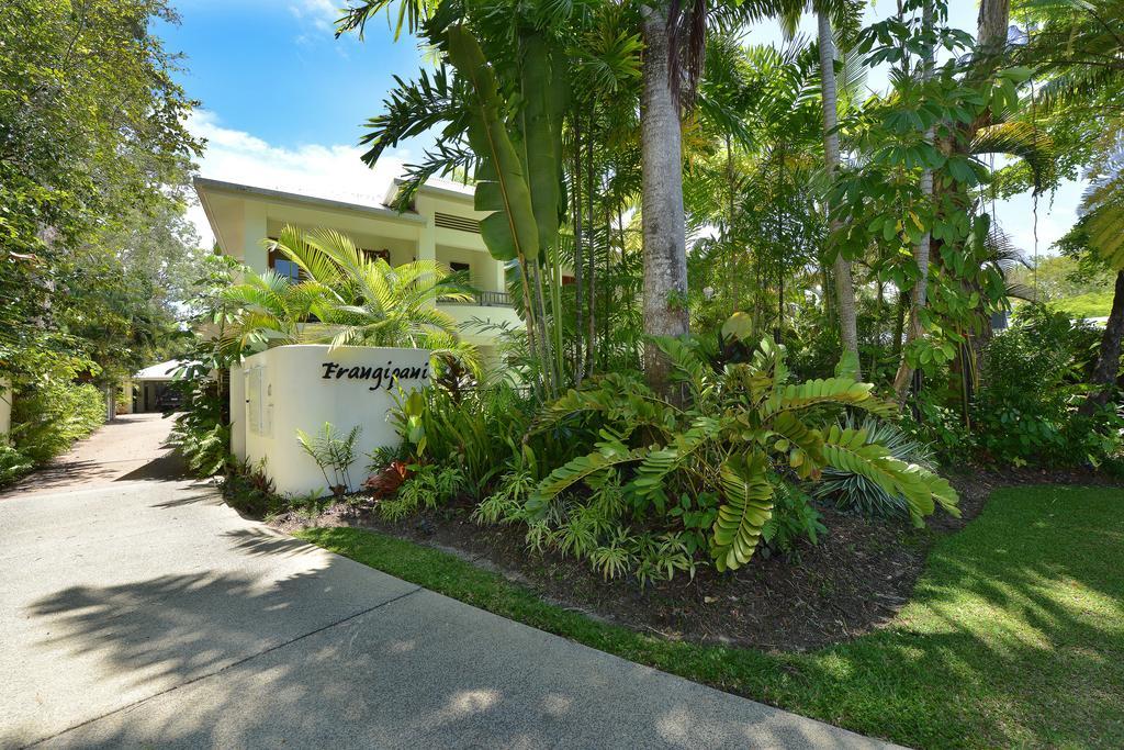 Villa Frangipani Порт Дъглас Екстериор снимка